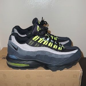 Gently worn Airmax 90 2007!